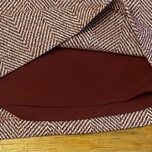 Banana Republic Herringbone Button-Waist Skirt Size 8 Career - Picture 7 of 11